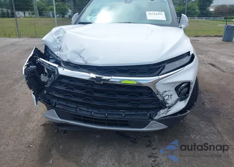 2025 Chevrolet Blazer Fwd 2Lt из США, поврежденный, VIN 3GNKBCR46SS108474